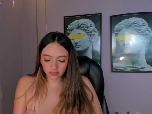 BellaRose's BongaCams show and profile