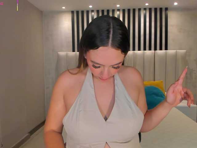 BellaRose's BongaCams show and profile