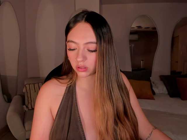 BellaRose's BongaCams show and profile