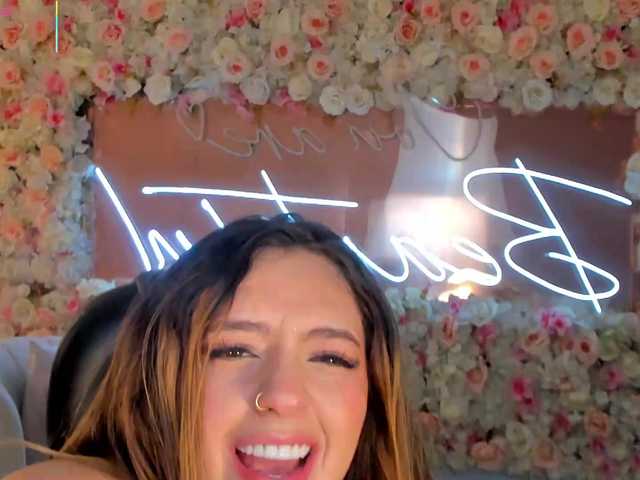 BellaRose's BongaCams show and profile