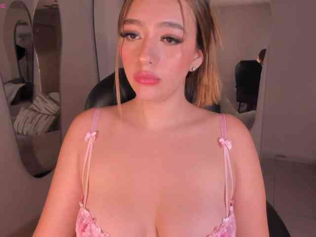 BellaRose webcam