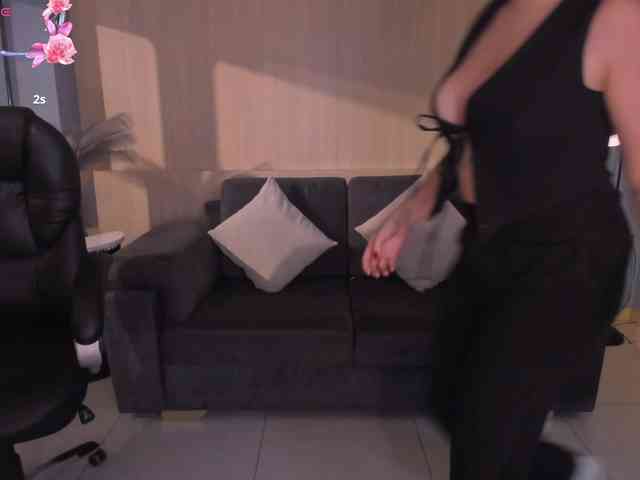 BellaRose webcam