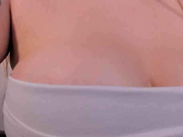 BellaRose webcam
