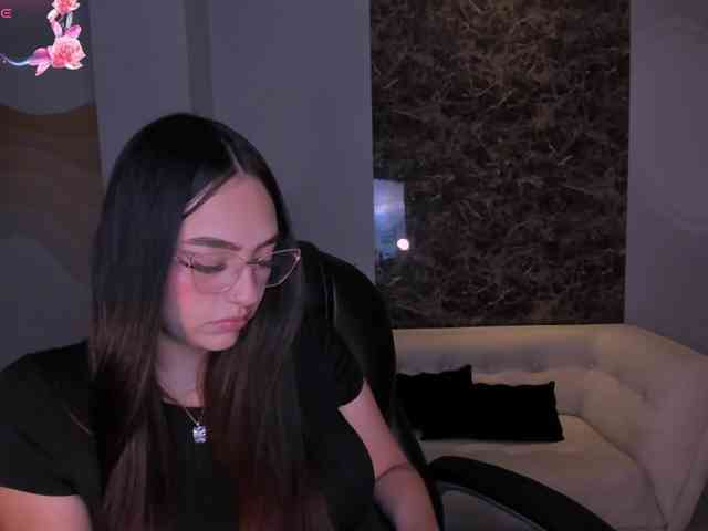 BellaRose webcam