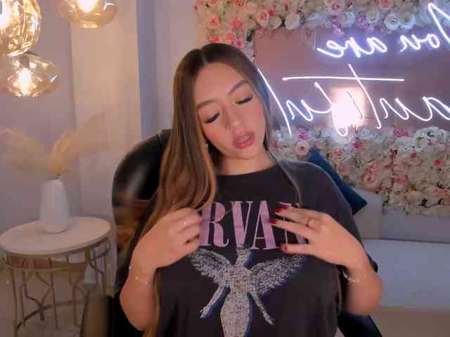 BellaRose webcam