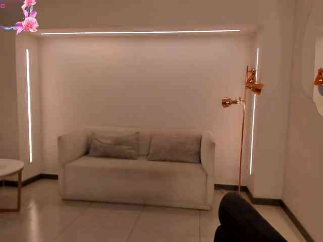 BellaRose webcam