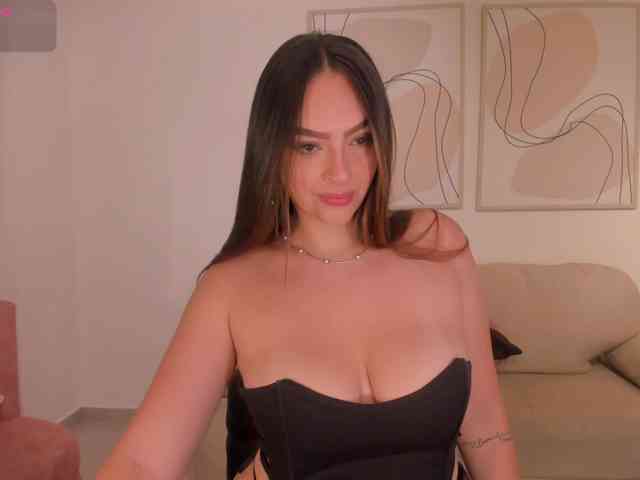 BellaRose webcam