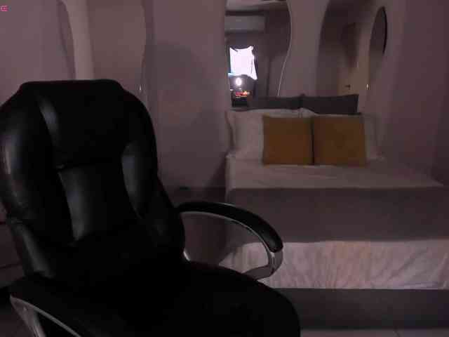 BellaRose webcam