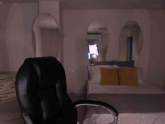 BellaRose webcam