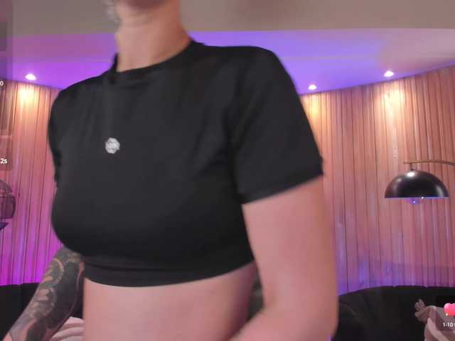 ViolettHansson's BongaCams show and profile