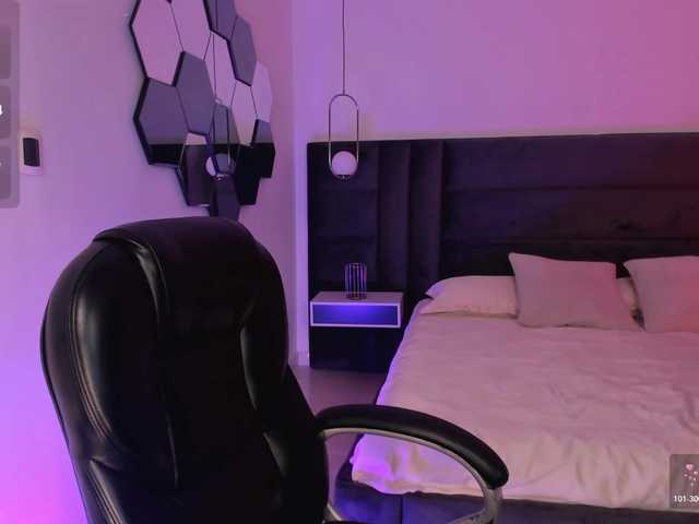 ViolettHansson's BongaCams show and profile