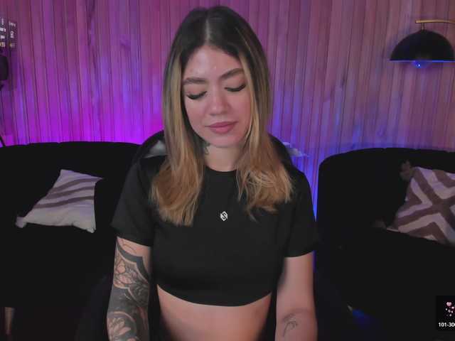 ViolettHansson's BongaCams show and profile
