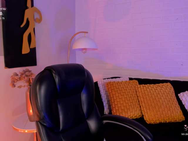 ViolettHansson's BongaCams show and profile