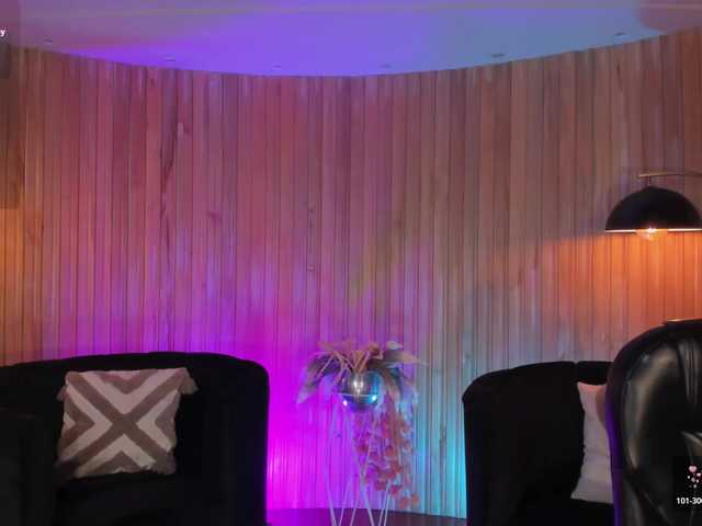 ViolettHansson's BongaCams show and profile