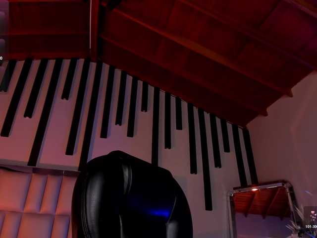 ViolettHansson's BongaCams show and profile