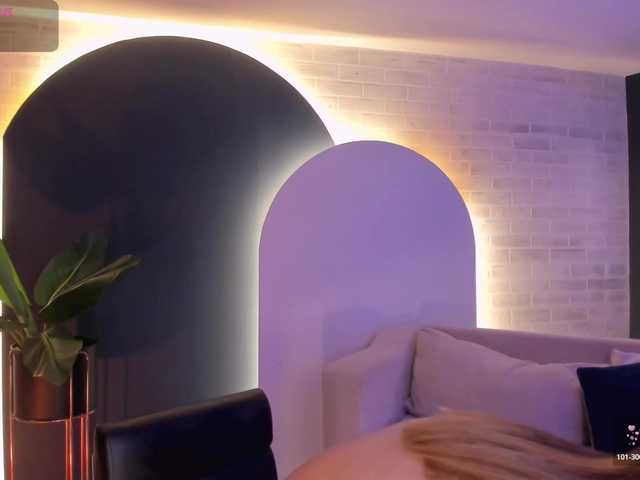 ViolettHansson's BongaCams show and profile