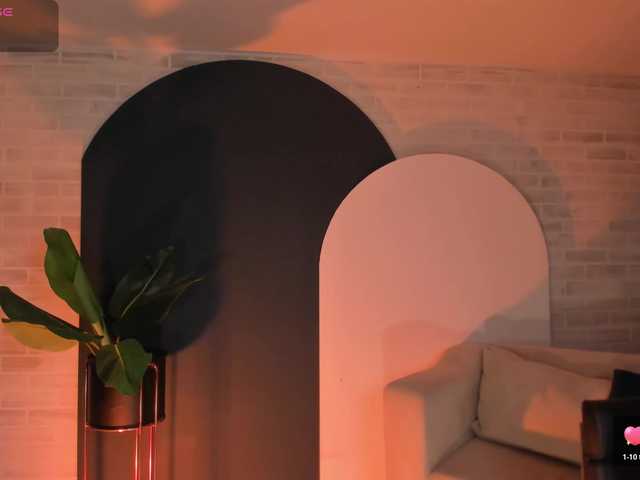 ViolettHansson's BongaCams show and profile