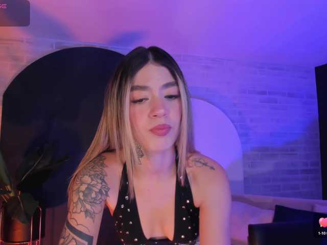 ViolettHansson's BongaCams show and profile
