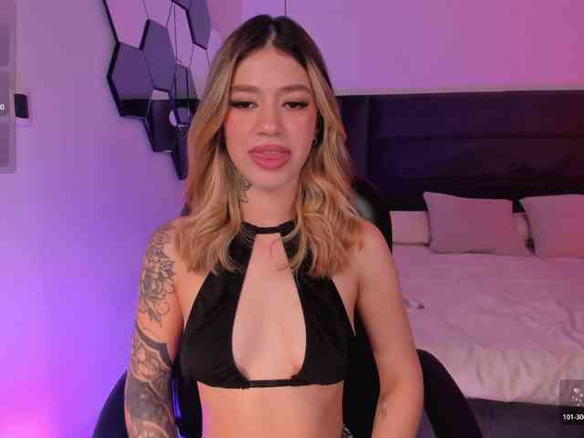 ViolettHansson webcam