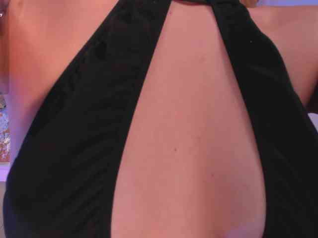 ViolettHansson webcam