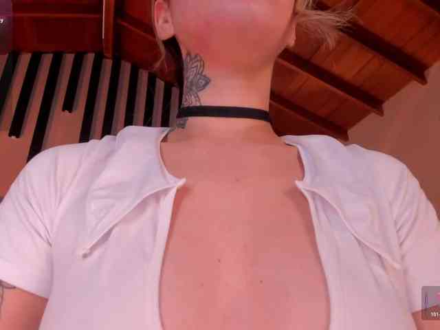 ViolettHansson webcam