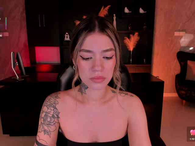 ViolettHansson webcam
