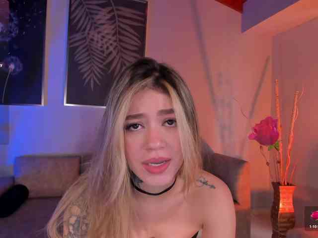 ViolettHansson ViolettHansson