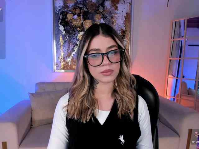 ViolettHansson webcam