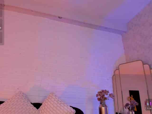 ViolettHansson webcam