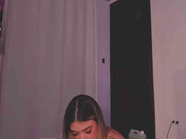 ViolettHansson webcam