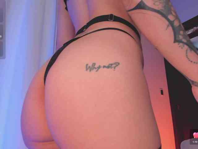 ViolettHansson webcam