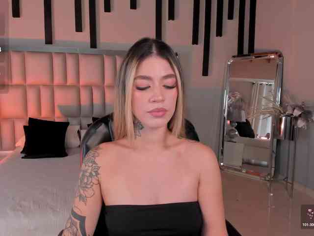 ViolettHansson Live Webcam on BongaCams