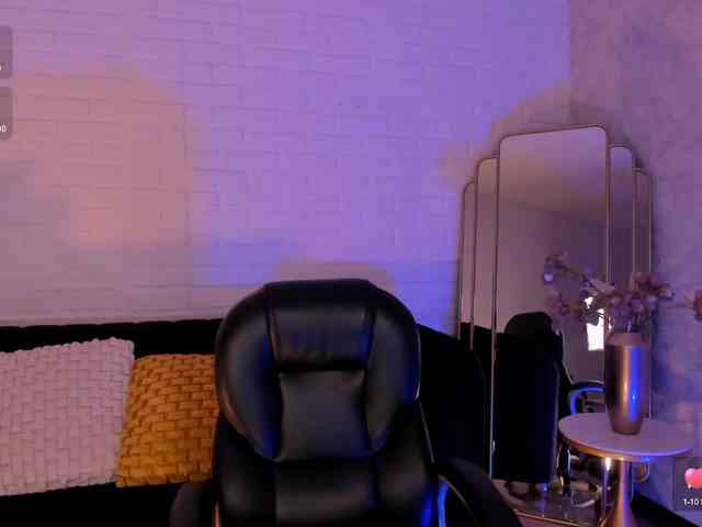 ViolettHansson webcam