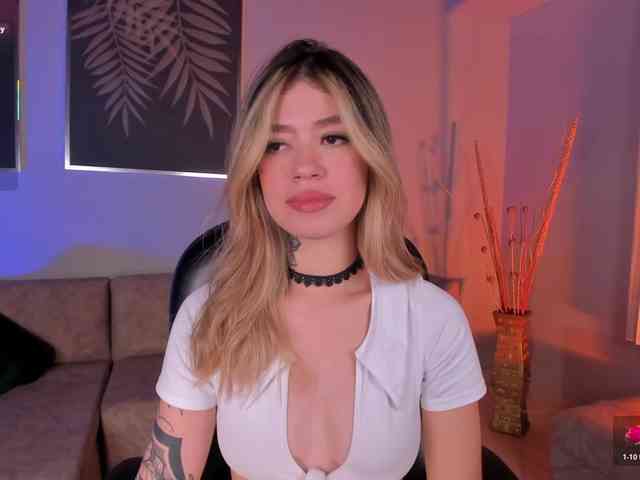 ViolettHansson ViolettHansson