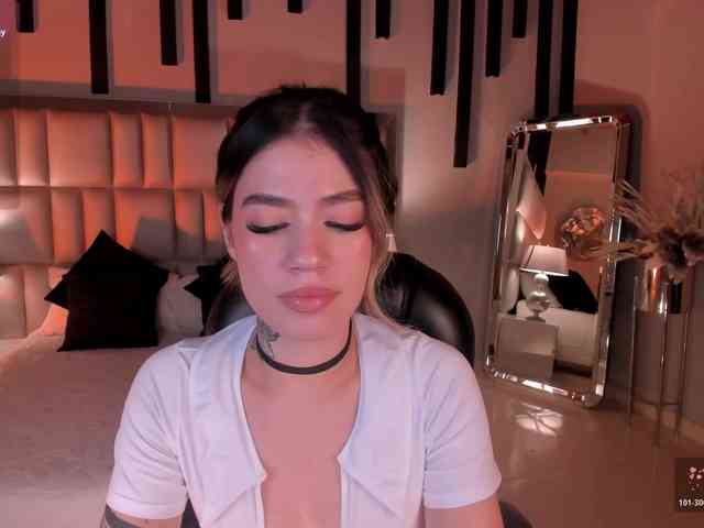 ViolettHansson webcam