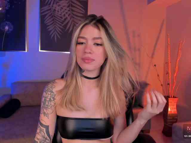 ViolettHansson ViolettHansson