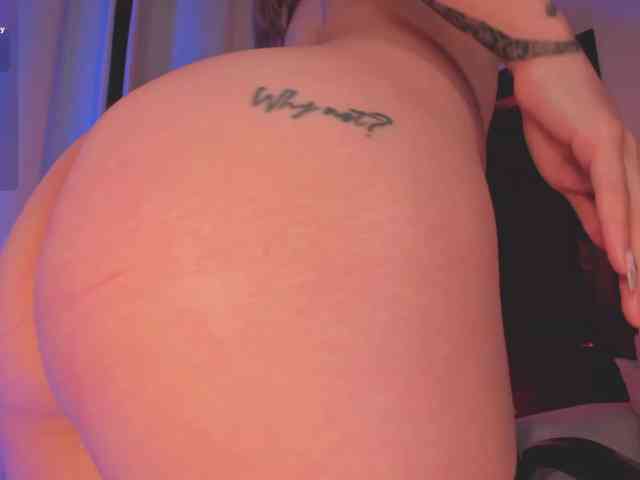 ViolettHansson webcam