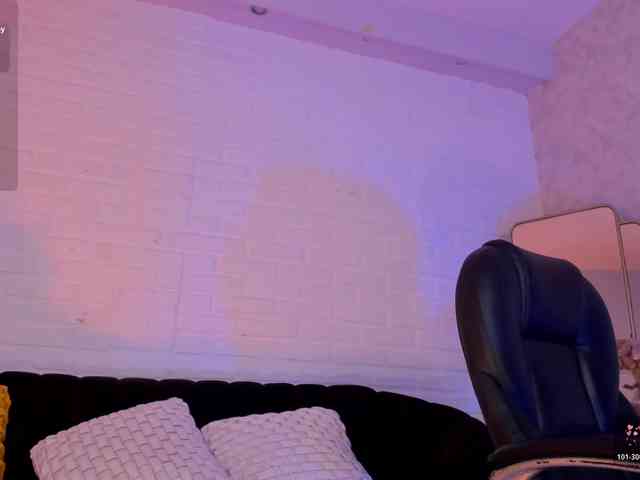 ViolettHansson webcam