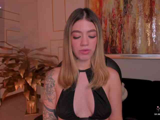 ViolettHansson ViolettHansson