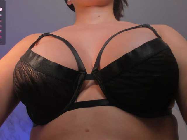 AliceHarper1's BongaCams show and profile