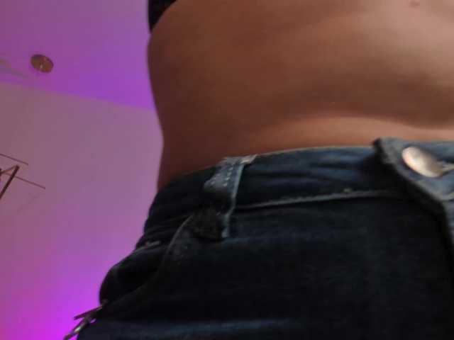 AliceHarper1's BongaCams show and profile