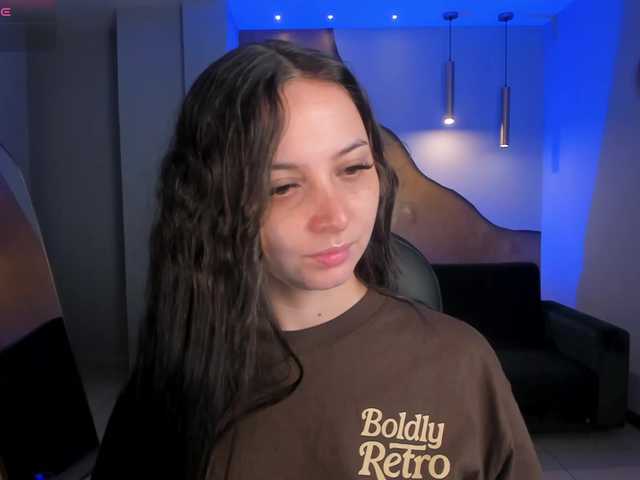 AliceHarper1's BongaCams show and profile