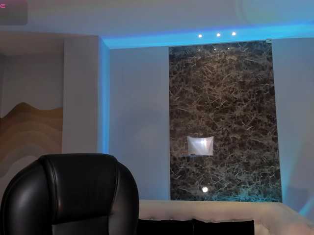 AliceHarper1's BongaCams show and profile