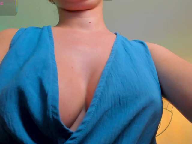 AliceHarper1's BongaCams show and profile