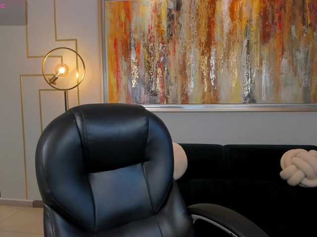 AliceHarper1's BongaCams show and profile