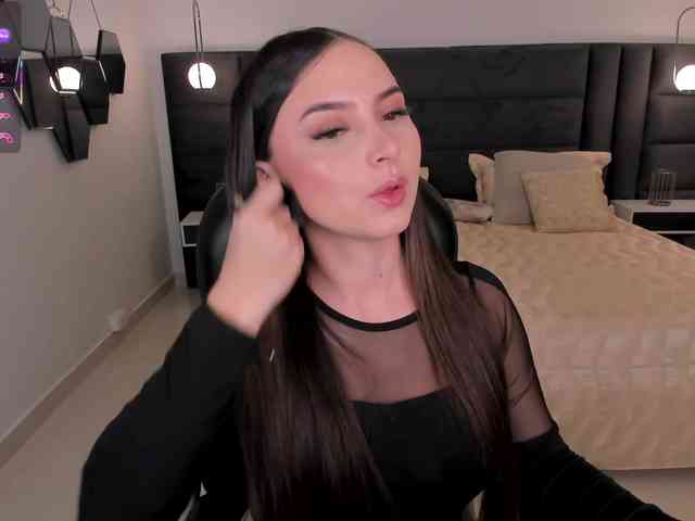 AliceHarper1 webcam