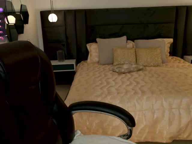 AliceHarper1 webcam