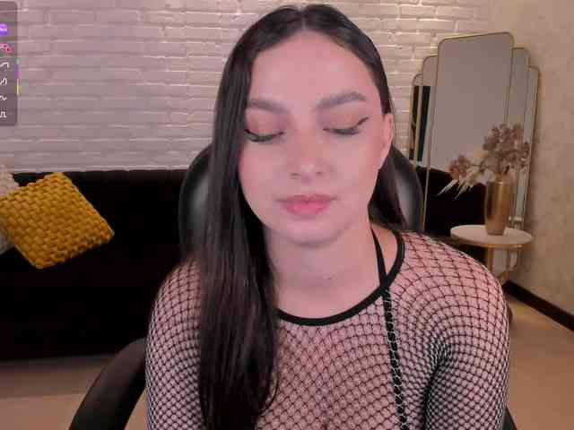 AliceHarper1 webcam