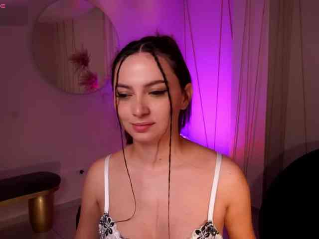 AliceHarper1 webcam
