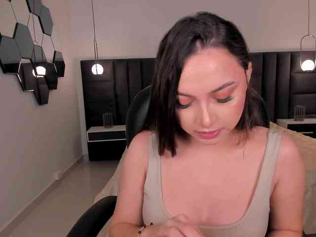 AliceHarper1 webcam